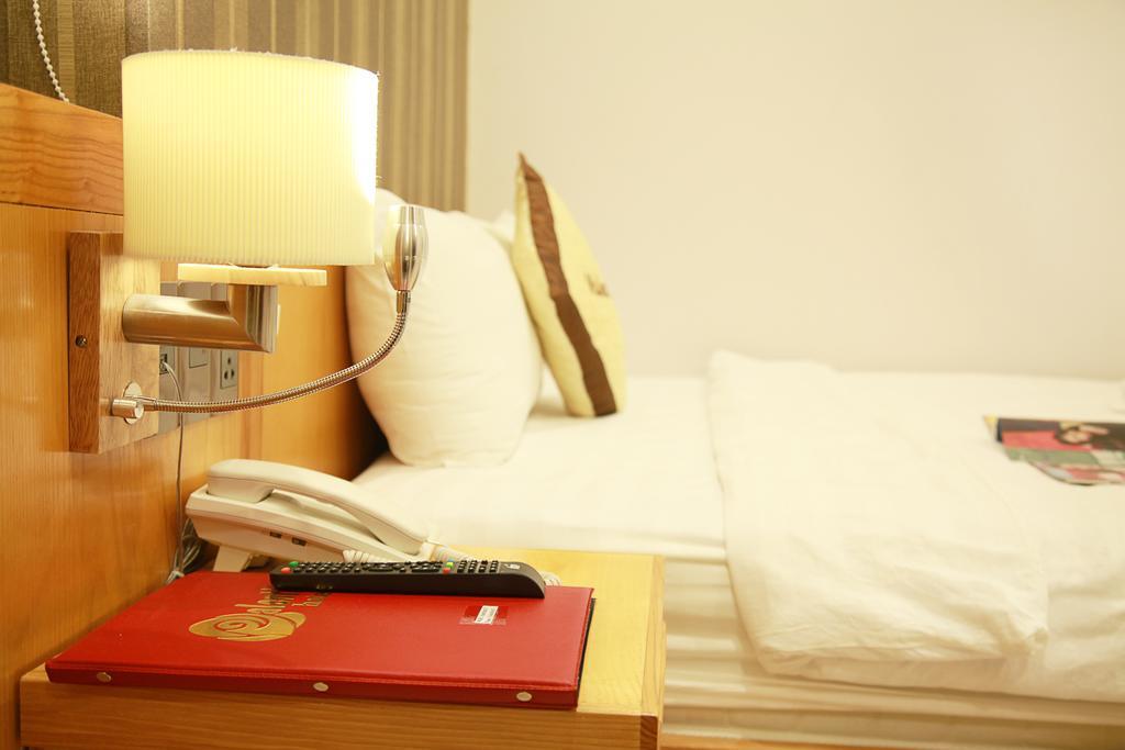 Valentine Hotel Дананг Екстер'єр фото